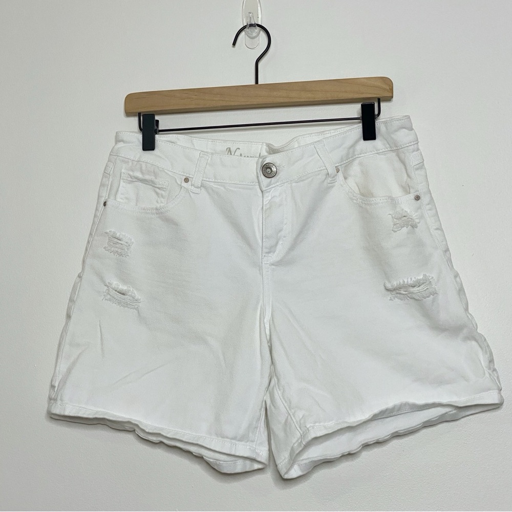 Natural Reflections White Distressed Midi Denim Jean shorts Size 12